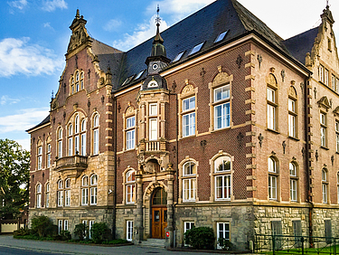 Amtsgericht in Backsteinfarben in Delmenhorst